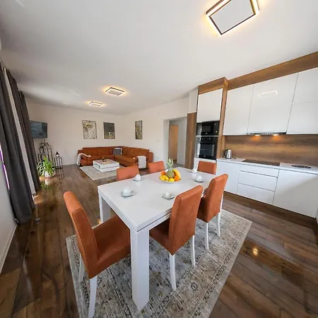 Libera Villa